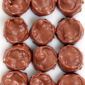 ZACHARY - MK PEANUT CLUSTERS