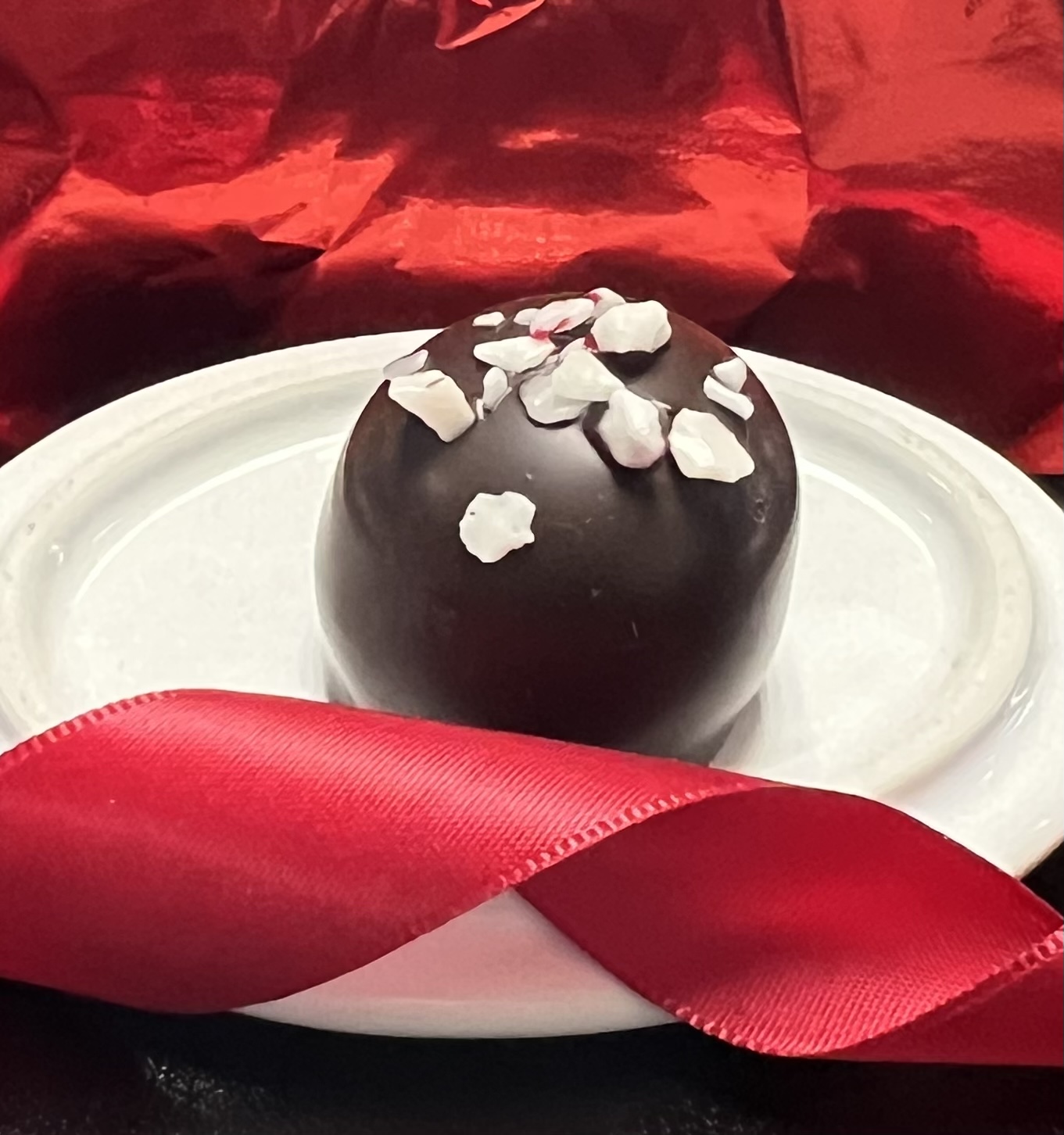 M&J - CANDY CANE DARK LARGE TRUFFLES (X)