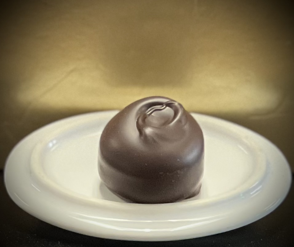 M&J - SUGAR PLUM DK PETITE TRUFFLES (X)