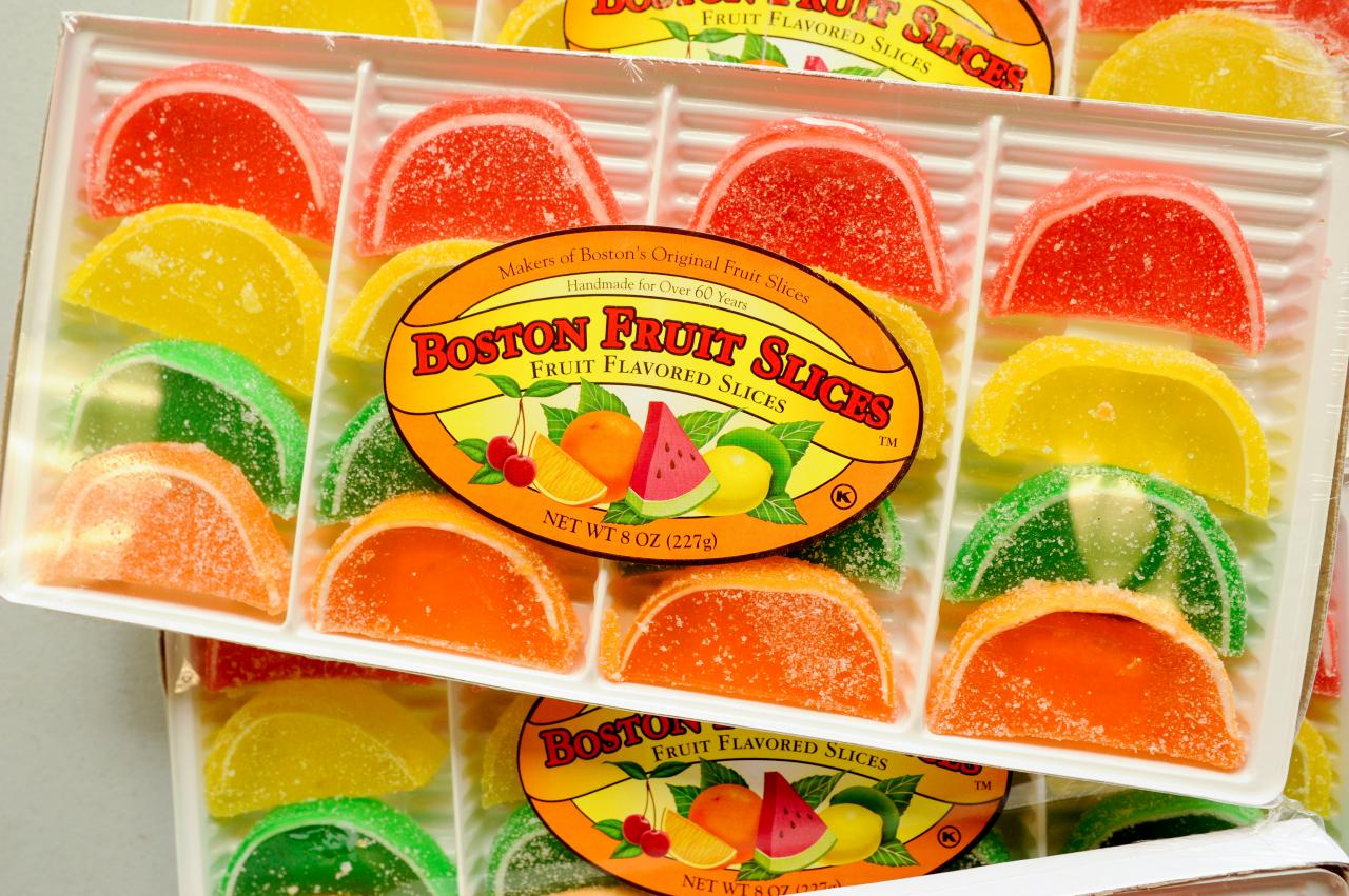 BOSTON FRUIT SLICES - 8 OZ ASST PACK 12 CT