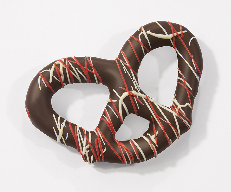 (A) PRETZEL - 3 RING VAL DARK W/ STRINGS  (V)
