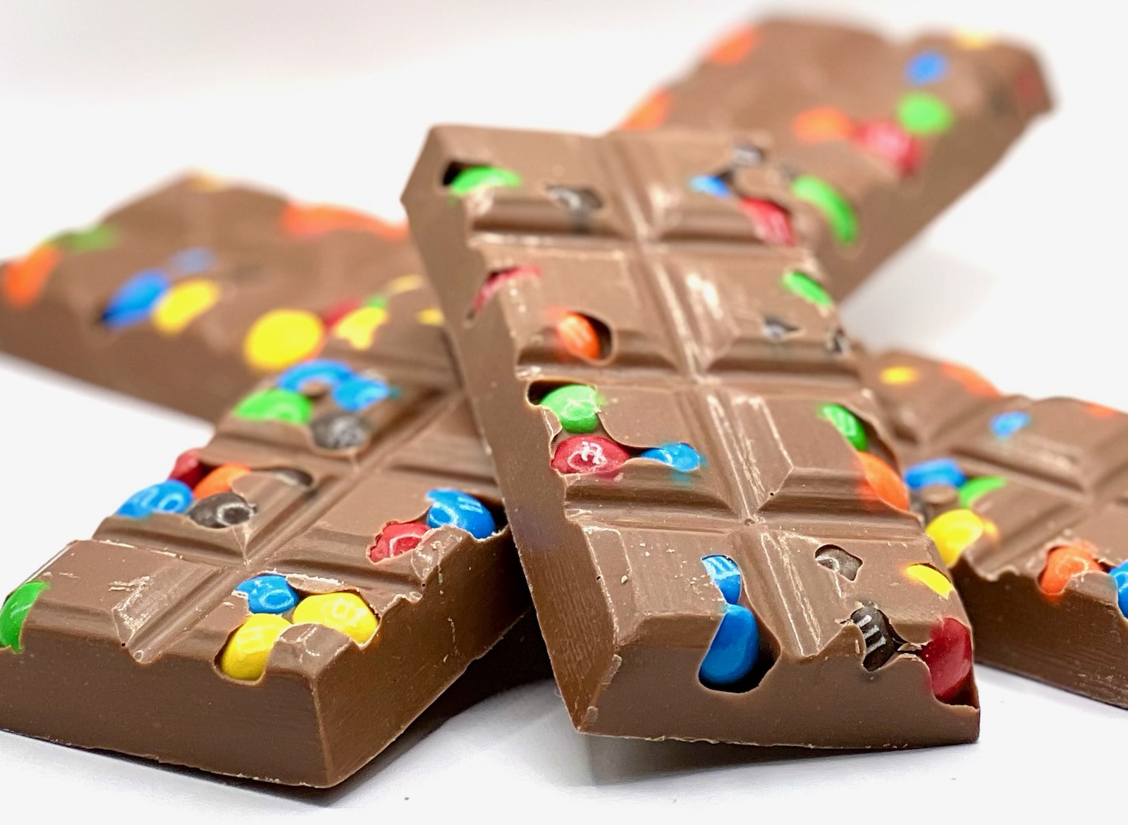 TUCKS - MK CHOC BAR W/ M & M'S 4 OZ 30 CT (H)