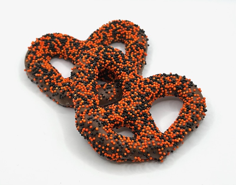 LERROS - MK PRETZEL W/ORG & BLK SEEDS (H)